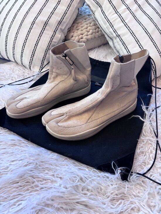 Abasi Rosborough ARC Apollo Tabi Boot Off White Limited Ed 14/56 + Pin Sz 10 main image 4